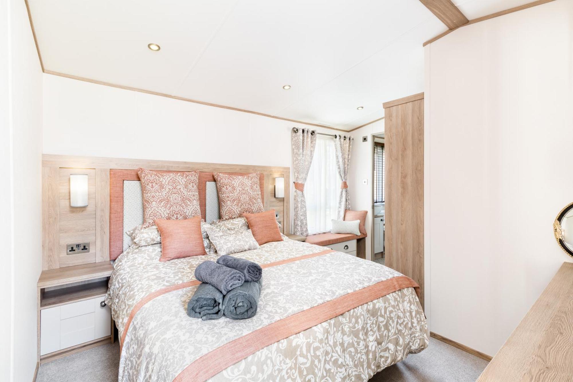 Reeds View Holiday Lodge South Cerney Buitenkant foto